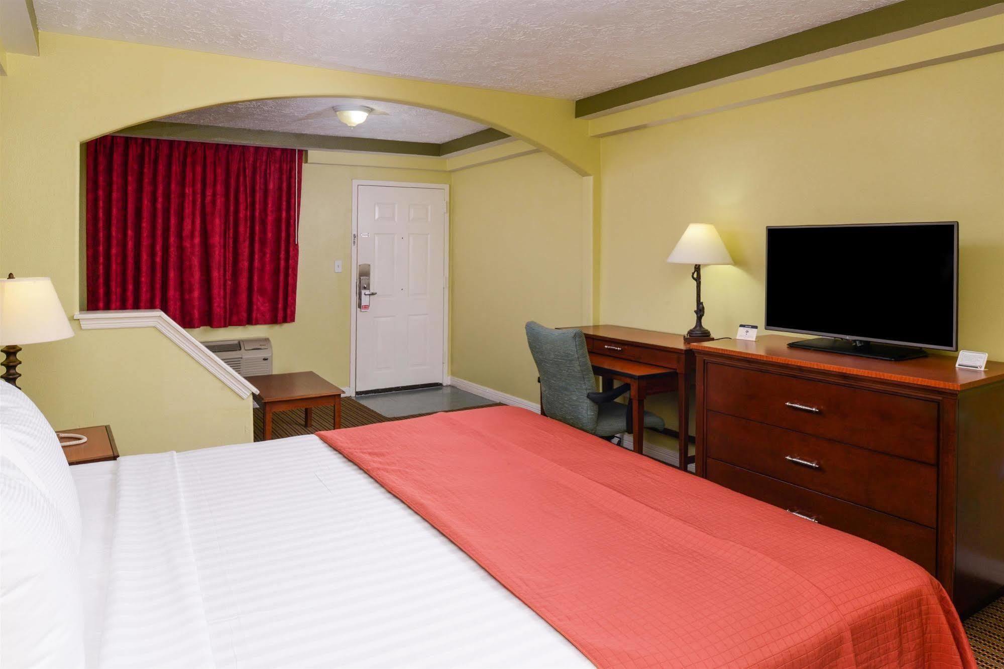Americas Best Value Inn & Suites Waller/Prairie View Экстерьер фото