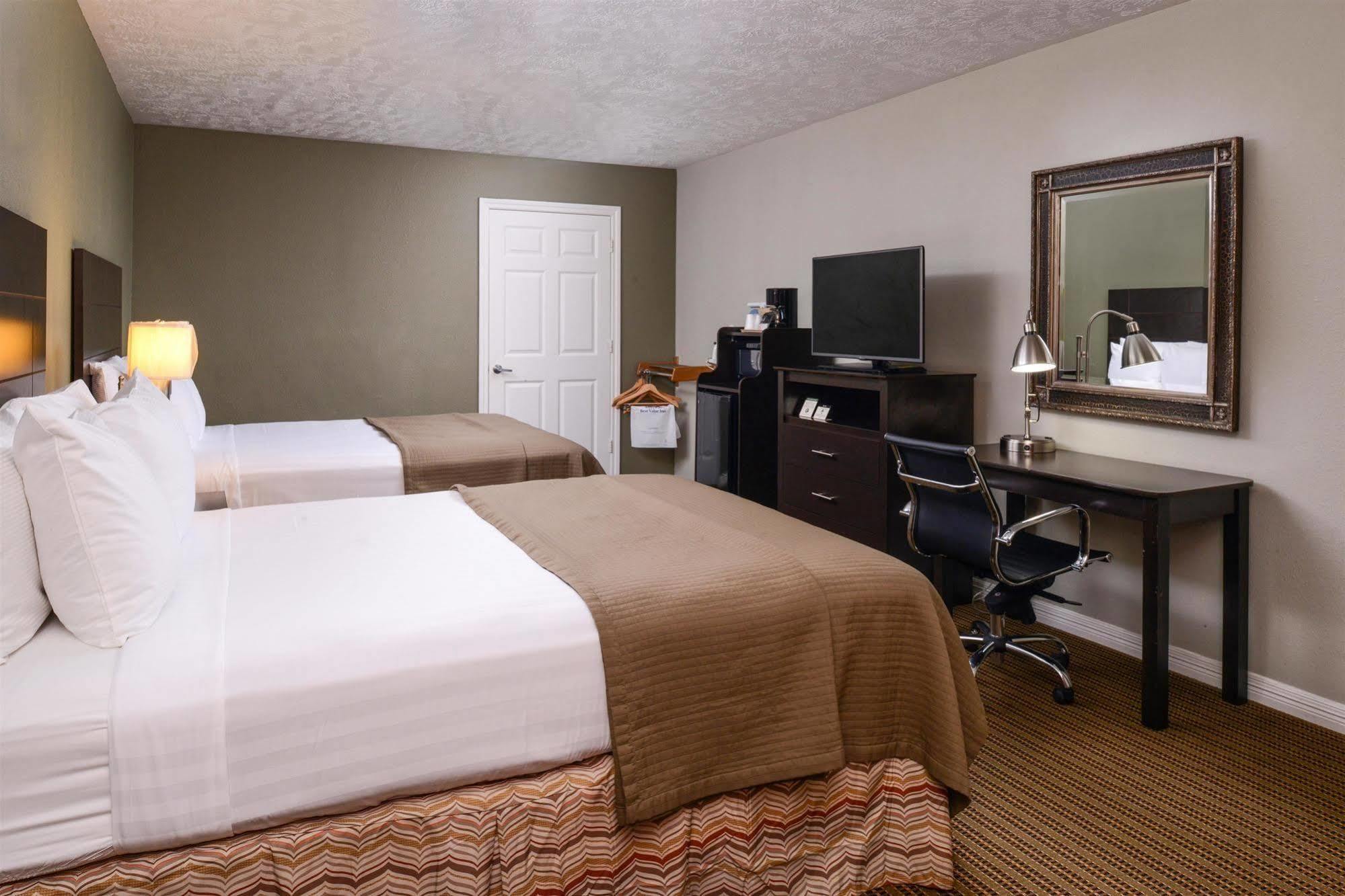 Americas Best Value Inn & Suites Waller/Prairie View Экстерьер фото