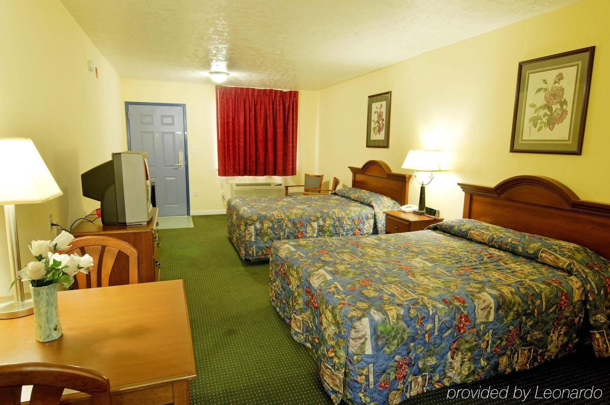 Americas Best Value Inn & Suites Waller/Prairie View Экстерьер фото